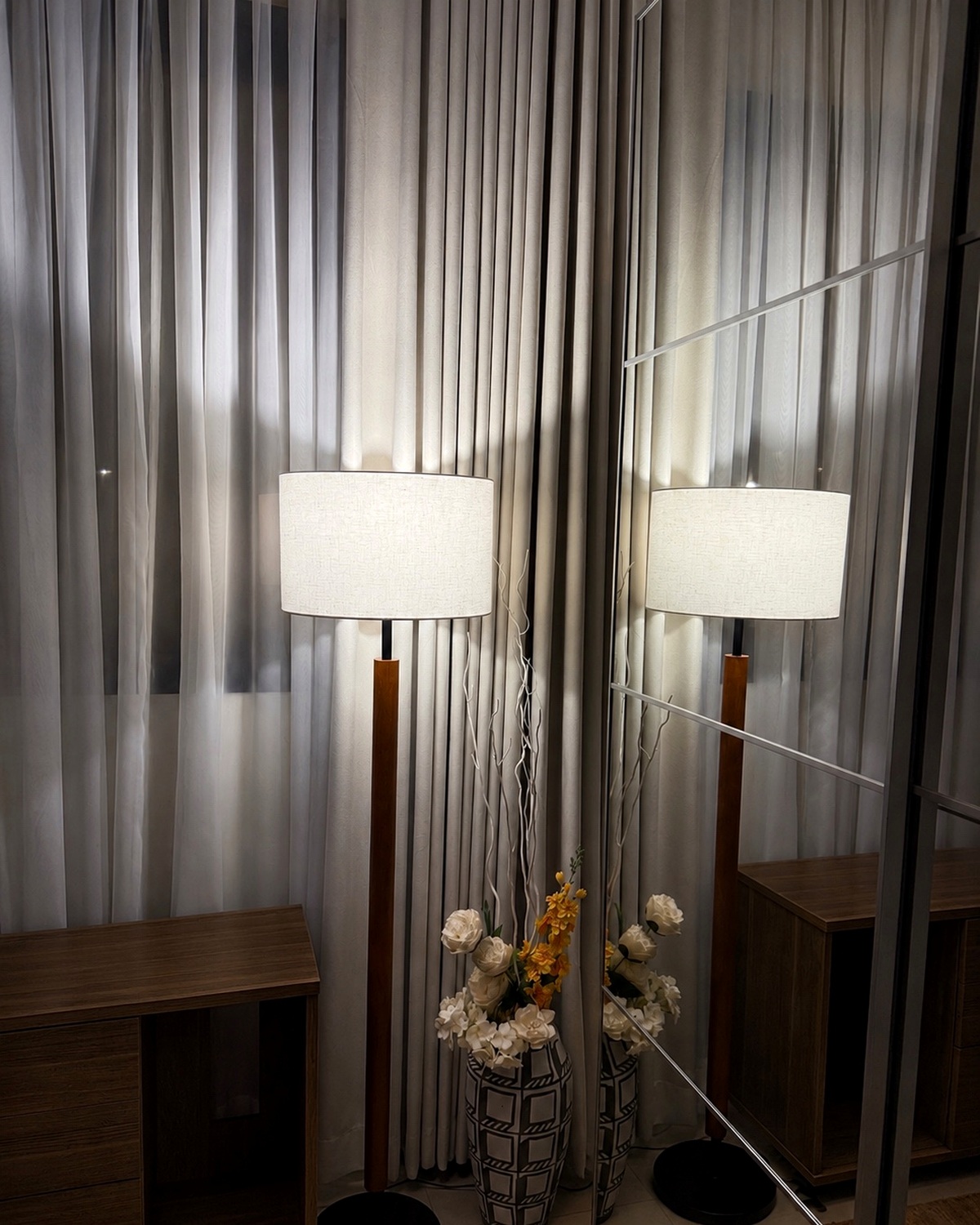 Lighting Details